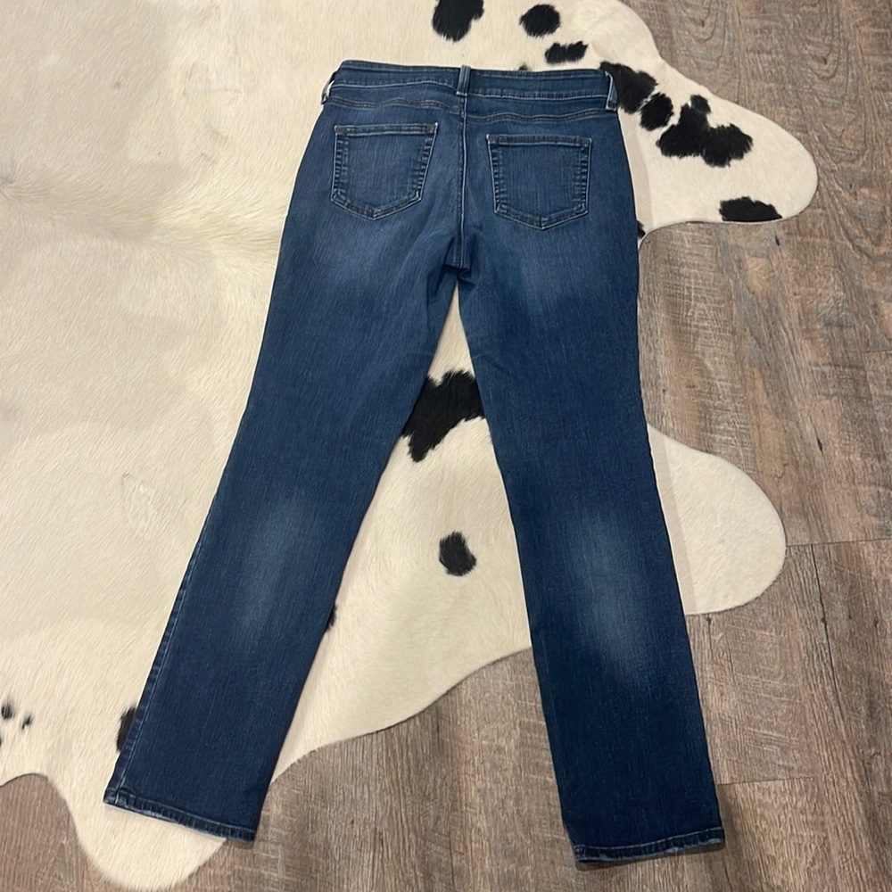 Not Your Daughters Jeans Size 4 Sheri Slim Style with Lift X Tuck Technology